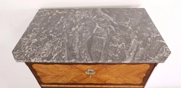 Chiffonnier en Bois Précieux, époque Louis XV – XVIIIe