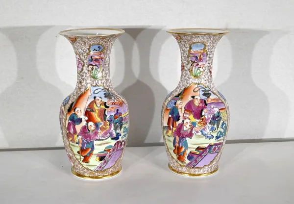 Paire de Vases en Porcelaine de Chine – Début XXe