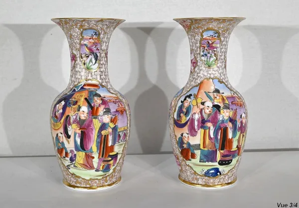 Paire de Vases en Porcelaine de Chine – Début XXe