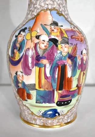 Paire de Vases en Porcelaine de Chine – Début XXe