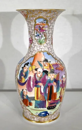 Paire de Vases en Porcelaine de Chine – Début XXe