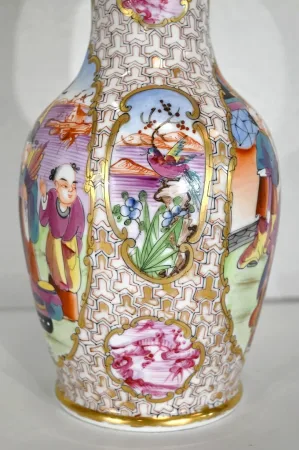 Paire de Vases en Porcelaine de Chine – Début XXe