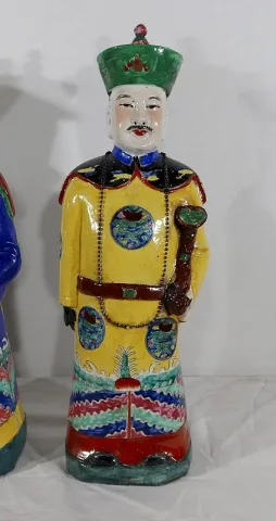 CHINESE STATUETTES