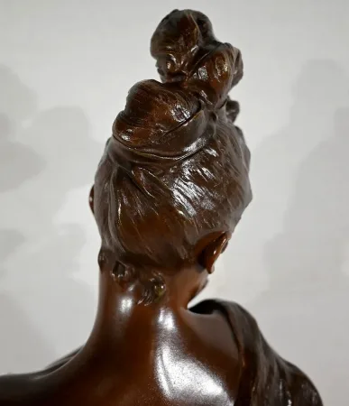 BRONZE SCULPTURE by G. VAN DER STRAETEN