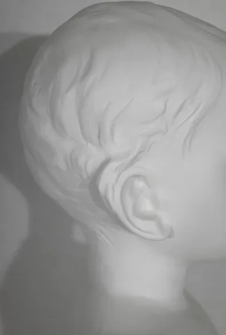 Buste d’Enfant en Biscuit de Limoges – Début XXe