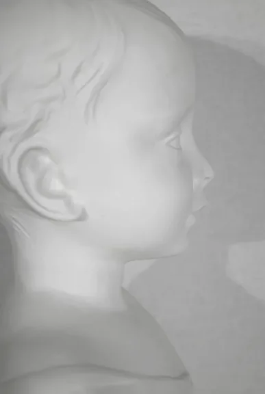 Buste d’Enfant en Biscuit de Limoges – Début XXe