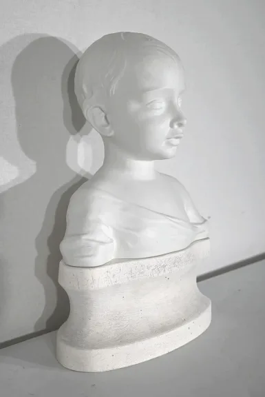 Buste d’Enfant en Biscuit de Limoges – Début XXe
