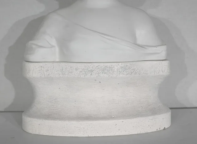 Buste d’Enfant en Biscuit de Limoges – Début XXe