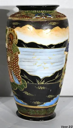 Paire de Vases Satsuma en Porcelaine du Japon – Début XXe