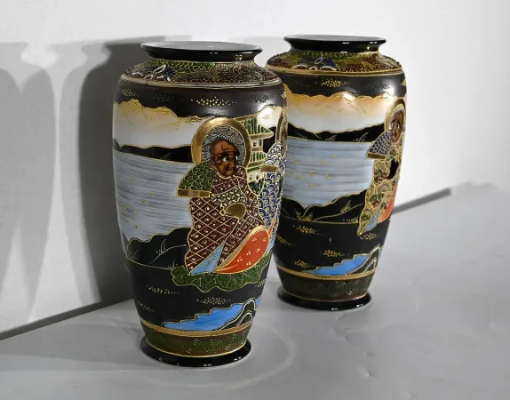 Paire de Vases Satsuma en Porcelaine du Japon – Début XXe