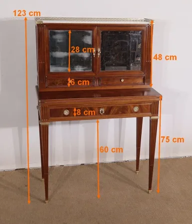 Petit Bonheur-du-Jour en Acajou, style Louis XVI – Milieu XIXe