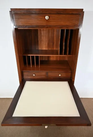 アールデコ時代の秘書