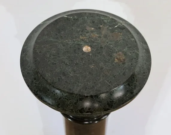 Colonne à plateau tournant en Marbre Vert de Mer – 2ème moitié XIXe