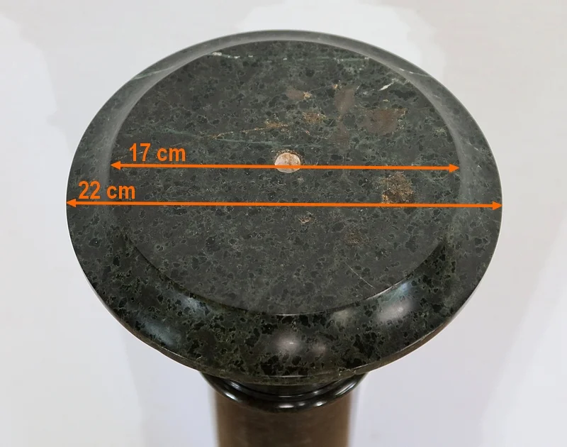 MARMOR-SÄULE