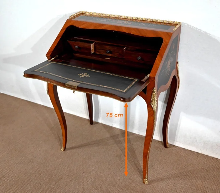 DAMENSCHREIBTISCH IM LOUIS XV-STIL