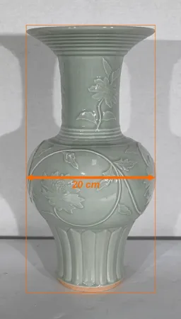 Vase Céladon de Chine – 1900