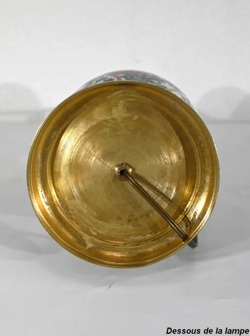 CHINESISCHE PORZELLANLAMPE
