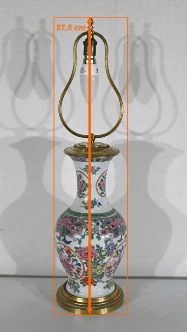 CHINESISCHE PORZELLANLAMPE