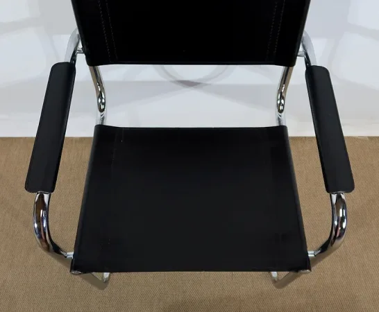 Paire de Fauteuils en Cuir et Métal Chromé, d’après M. Breuer – 1970