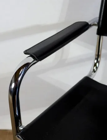 Paire de Fauteuils en Cuir et Métal Chromé, d’après M. Breuer – 1970