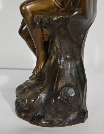 E. Drouot 的青铜雕塑