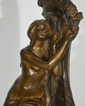 E. Drouot 的青铜雕塑