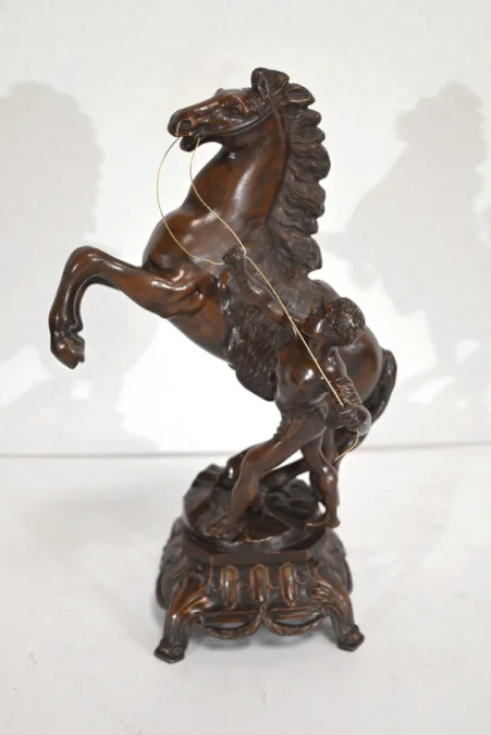 MANTLE GARNITURE