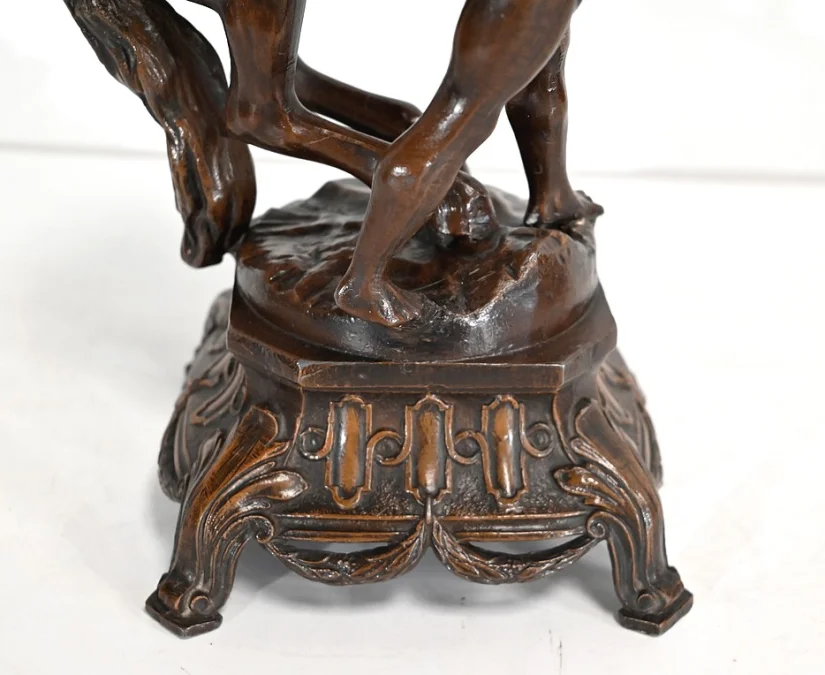 MANTLE GARNITURE