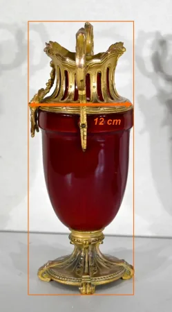 Paire de Cassolettes en Céramique et Métal Doré, style Louis XVI - XXe