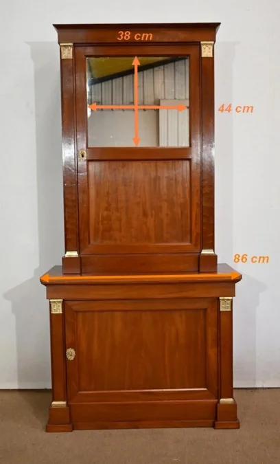SCHRANK IM FRANZÖSISCHEN DIRECTOIRE-STIL