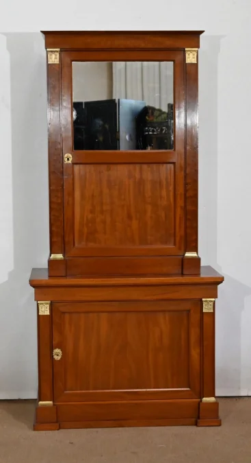 SCHRANK IM FRANZÖSISCHEN DIRECTOIRE-STIL