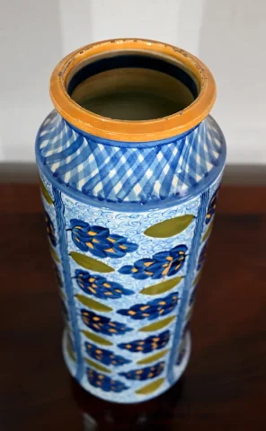 PORCELAIN VASE
