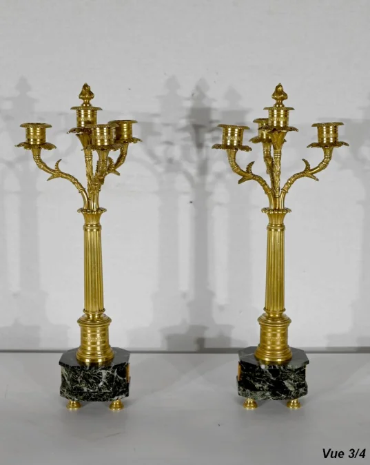 MANTLE GARNITURE
