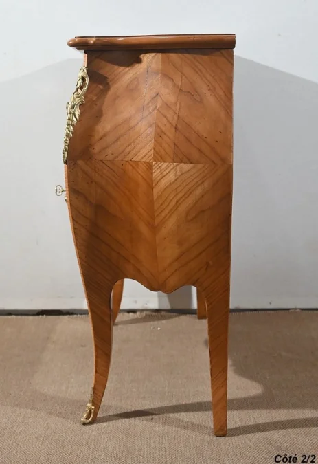LOUIS XV STYLE CHEST OF DRAWERS
