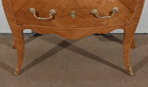 Petite Commode Sauteuse en Merisier, style Louis XV – Début XXe