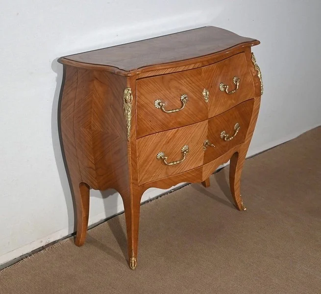 LOUIS XV STYLE CHEST OF DRAWERS