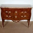 Commode Sauteuse en Bois Précieux, estampillée P. Migeon, époque Louis XV – 1ère partie du XVIIIe