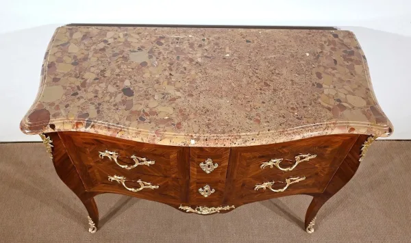 Commode Sauteuse en Bois Précieux, estampillée P. Migeon, époque Louis XV – 1ère partie du XVIIIe