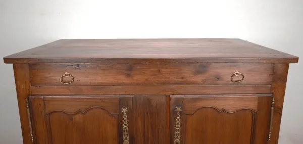 Buffet Régional en Chêne clair, style Louis XV – Milieu XIXe