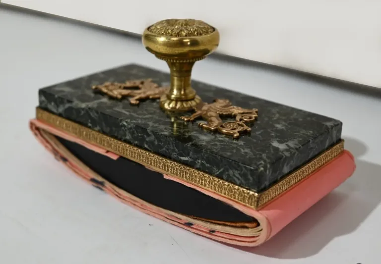 Rare Nécessaire de Bureau en Marbre et Bronze, style Empire – 2ème moitié du XIXe