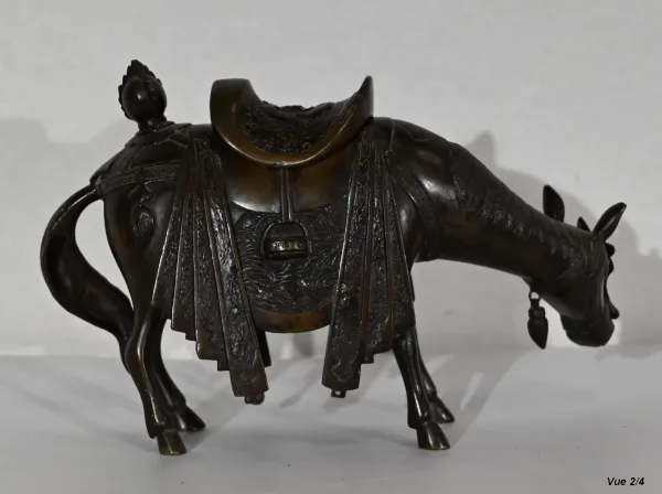 Cheval en Bronze, style Asiatique – Début XXe