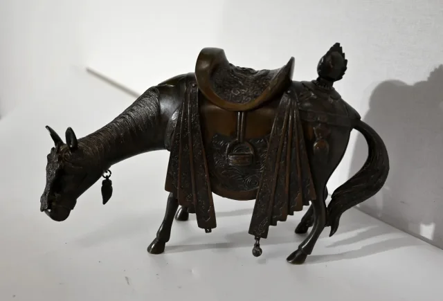 Cheval en Bronze, style Asiatique – Début XXe