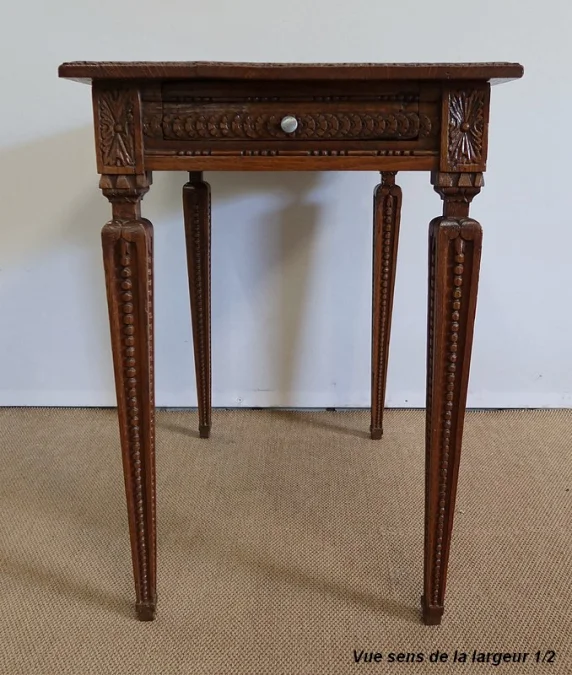 BEISTELLTISCH IM LOUIS XVI-STIL