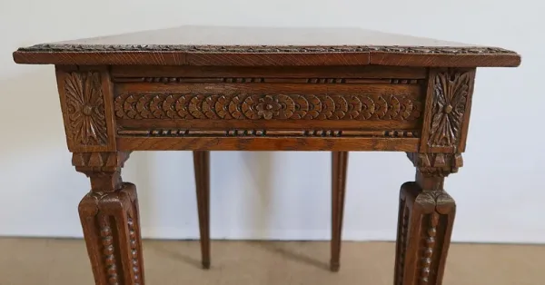 Petite Table d’appoint en Chêne massif, goût Louis XVI – 1900