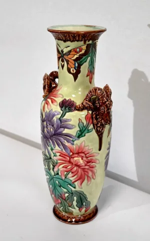 セラミック花瓶
