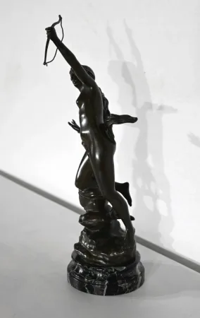 Bronze "Diane Chasseresse", signé J. Garnier – 2ème moitié du XIXe