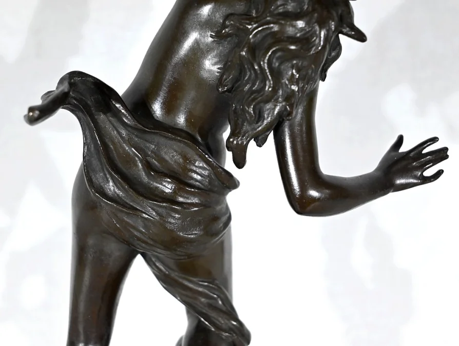 BRONZE VON DIANA DER JÄGERIN signiert J. GARNIER