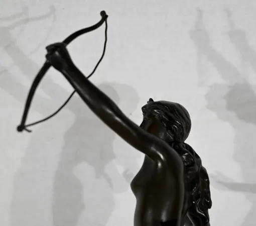 Bronze "Diane Chasseresse", signé J. Garnier – 2ème moitié du XIXe