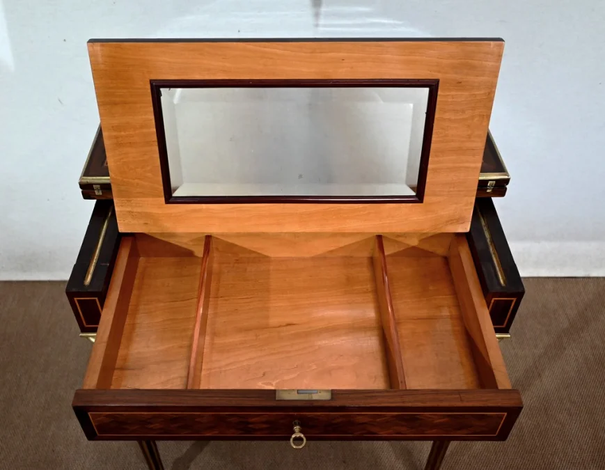Table de Milieu Multifonction, style Louis XVI – Fin XIXe
