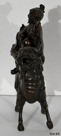 Bronze Personnage Chinois et Chien de Fao, Style asiatique - Début XXe